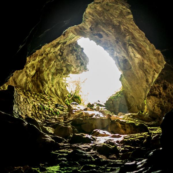 Huttes Caves, Massif Central
