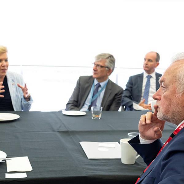 Vice President of the German Parliament visits