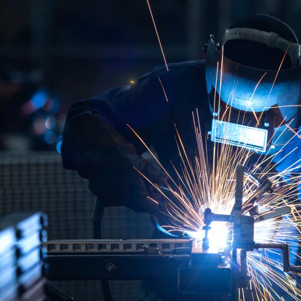 Welding banner